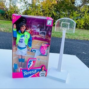 MATTEL WNBA Teresa Friend of Barbie New York Liberty Rebecca Lobo 1998 Vintage